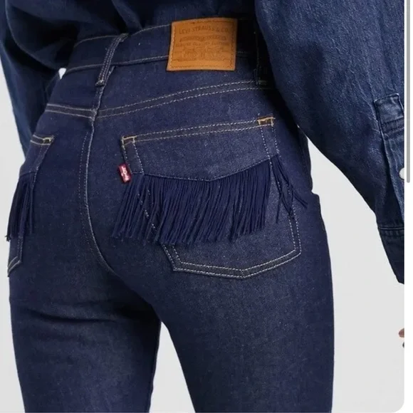 Levi's Premium Wedgie Fringe Pocket Jeans - Picture 1 of 11